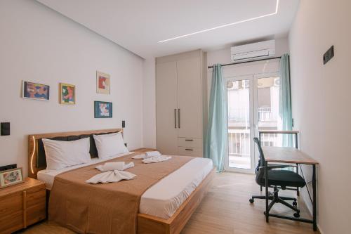 Stylish 2BR Apartment with Balcony in Exarcheia