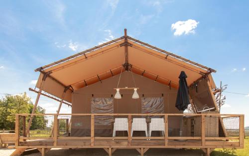 Lodge Holidays - Glamping Heart of Nature