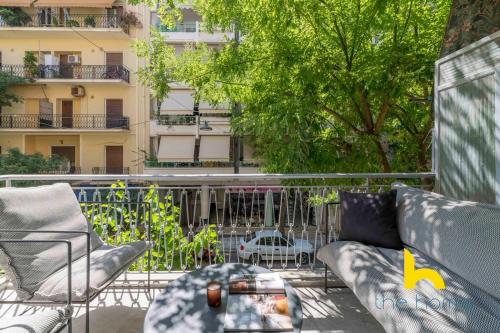 Grand 3-BDR, 2,5 Bath in Kipseli With Fireplace!
