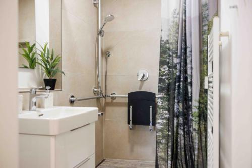Foto Ferienwohnung Schwarzwaldnest 1- black forest nest 1, barrierearm, zentral und ruhig 3