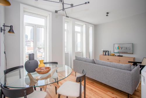Liiiving in Porto - Art Design Apartment