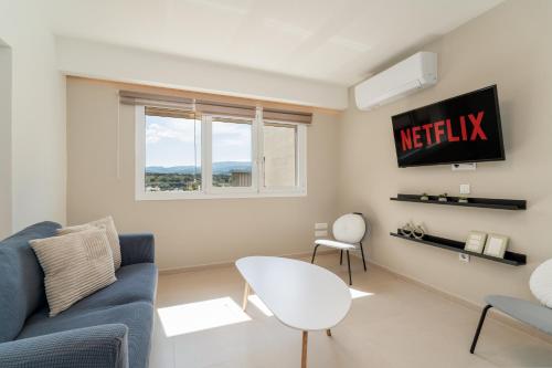 M P A Luxury Apartment A1