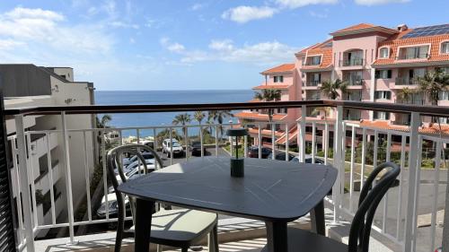 Madeira Bliss I - Apartamento com piscina, varanda, vista mar e estacionamento