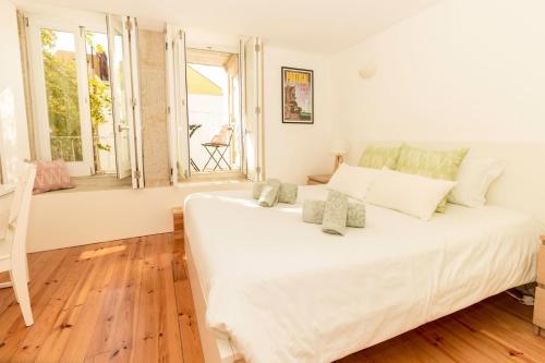 Guest H4U - Bonjardim Garden City Center