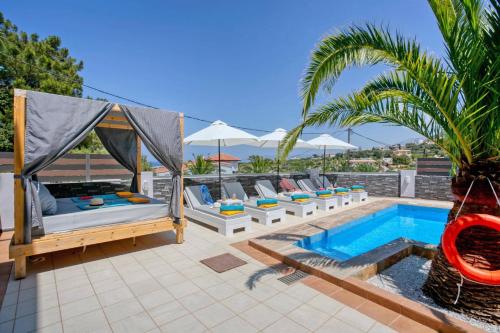 Villa Omega by Villa Plus