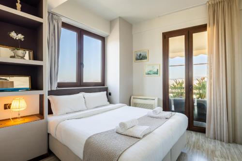 The 1 and only Acropolis penthouse
