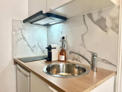 142 Suite Anceau - Cosy Apartment Paris Center