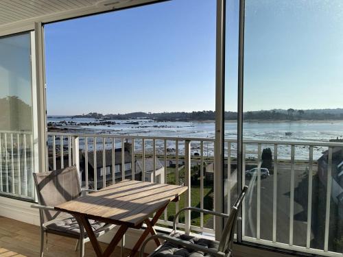Appartement 3* avec Vue Mer, WIFI, Parking à Trégastel - FR-1-368-441