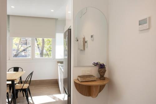 Home2Book Cozy & Modern Apt in Nervión, Sevilla