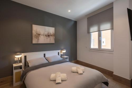 Home2Book Cozy & Modern Apt in Nervión, Sevilla