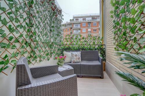 SAN GIOVANNI Appia Park - Stylish apartment with balcony - Metro A - 10 min City Center