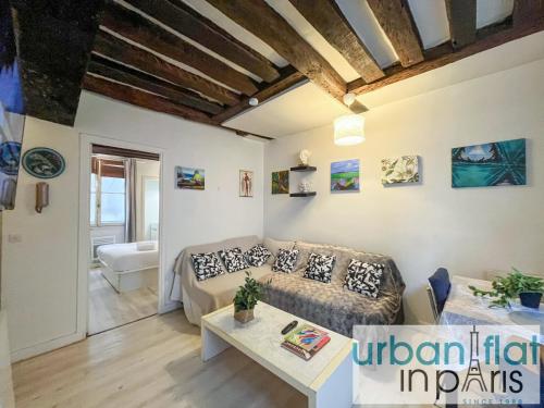 UrbanFlat 192 - 1 Bedroom Apartment in the very center of Paris