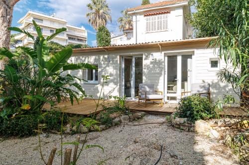 Stunning Juan Les Pins 5 bed Villa with Pool