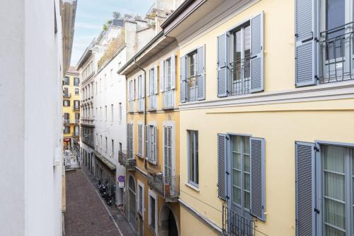 Easylife - Milano - Piatti 4 - Centro Storico