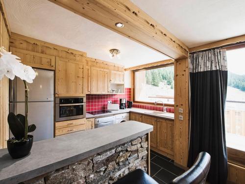 Appartement skis aux pieds, 8 pers, idéal famille - FR-1-514-15