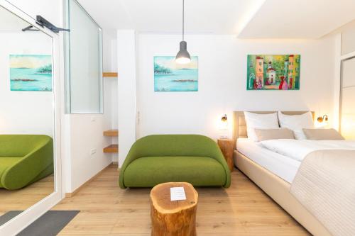 Destino City Apartments by Belmont Realty