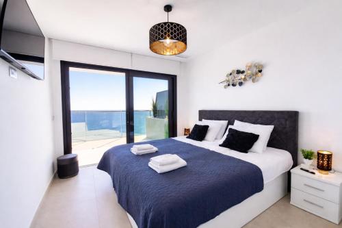 Sunset Cliffs sea view apartments 14 floor