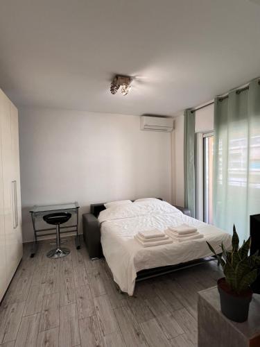 Studio in the center of Menton