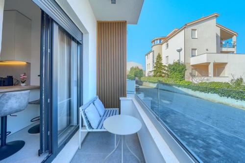 Highland Split Apartments - Unit 4