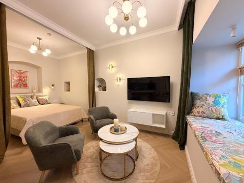 Foto Brand New Boutique Apt in City Center 1