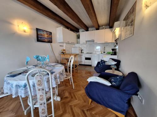 Apartment Kucica
