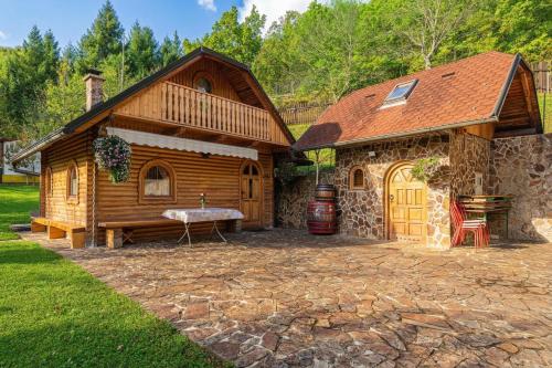 Rudnica Hill Lodge - Happy Rentals