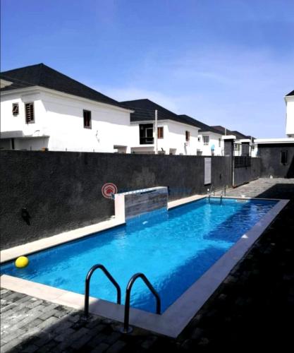 Piscina a Mba suites o a prop