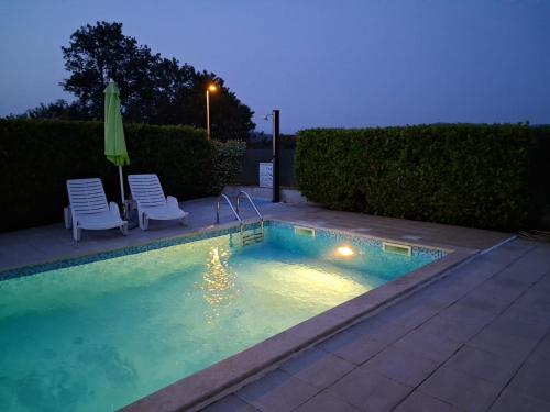 Holiday house with a swimming pool Kastel, Central Istria - Sredisnja Istra - 24734