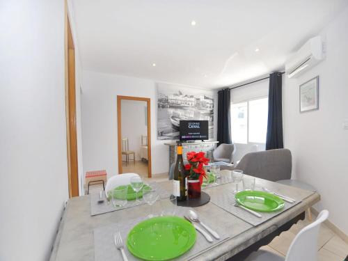 Apartment in Roses near Sandy Beach