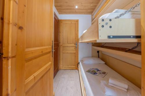 Clos Du Savoy - South Facing Balcony - Happy Rentals