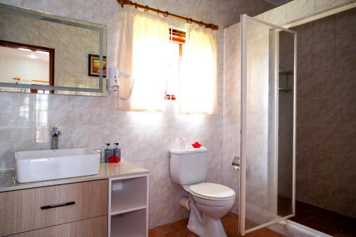 Bilik mandi di Britannia Hotel