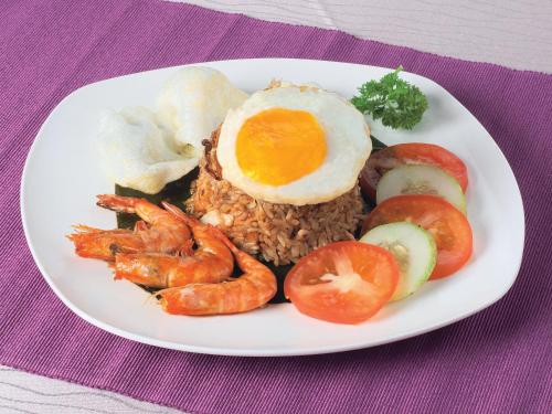 Makanan di atau berdekatan aparthotel ini