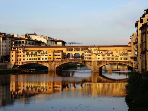 15 min Ponte Vecchio - Oltrarno Luxury Apartment