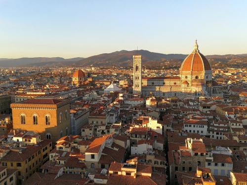10 minuti Duomo luxury Living - Raffinatezza nel Centro Storico