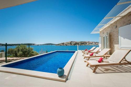 Luxury villa Rogoznica Sea Side with heated pool