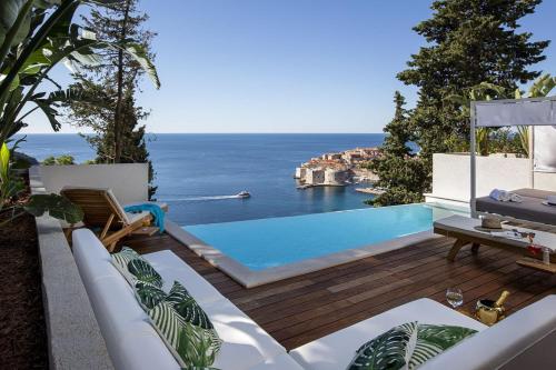 Luxury villa Elation Dubrovnik near Old Town with 2 pools