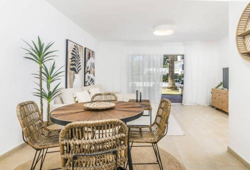 Garden suites 48 walking distance Puerto Banus