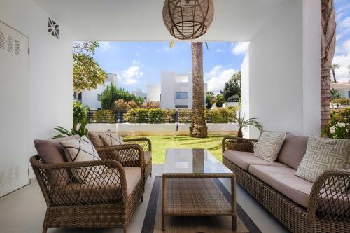 Garden suites 46B walking distance to Puerto Banus