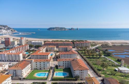 Estartit, mar, piscina y naturaleza