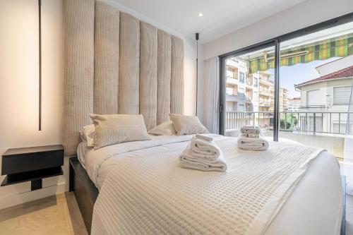 Renovated Prestige 3P Luxe apt Terrace & Parking