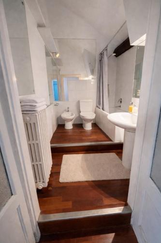 Bright Attic 120sqm in Garibaldi Quarter Milano