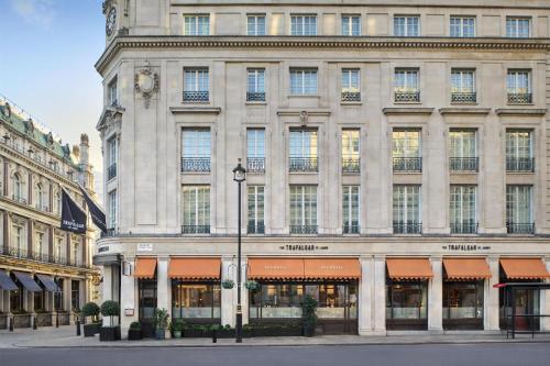 The Trafalgar St James London Curio Collection by Hilton photo 39