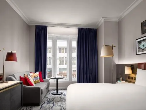 The Trafalgar St James London Curio Collection by Hilton photo 13
