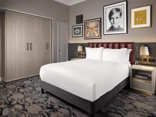 The Trafalgar St James London Curio Collection by Hilton photo 55