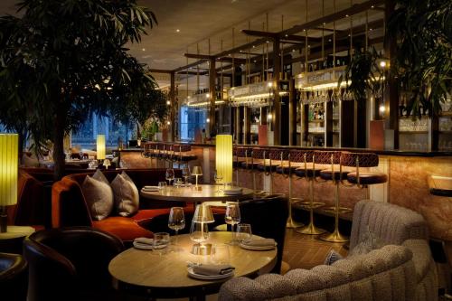 The Trafalgar St James London Curio Collection by Hilton photo 69