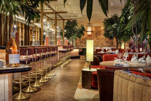 The Trafalgar St James London Curio Collection by Hilton photo 72
