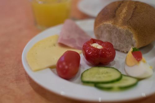 Jídlo v penzionu nebo okolí