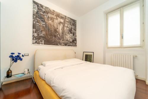 Modern apartment in Milan with WiFi and AC