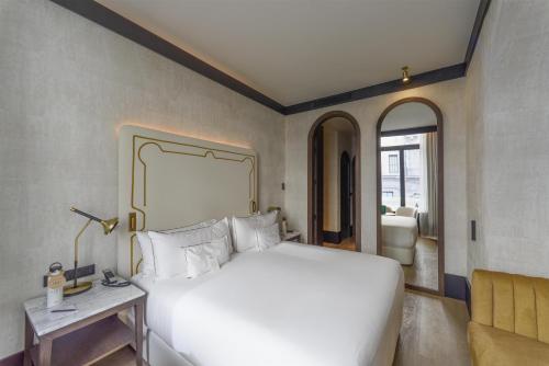 Hotel Montera Madrid, Curio Collection By Hilton photo 52