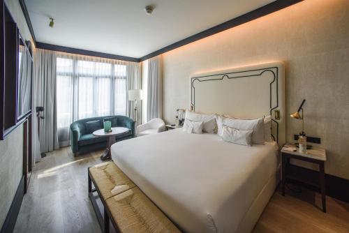 Hotel Montera Madrid, Curio Collection By Hilton photo 59
